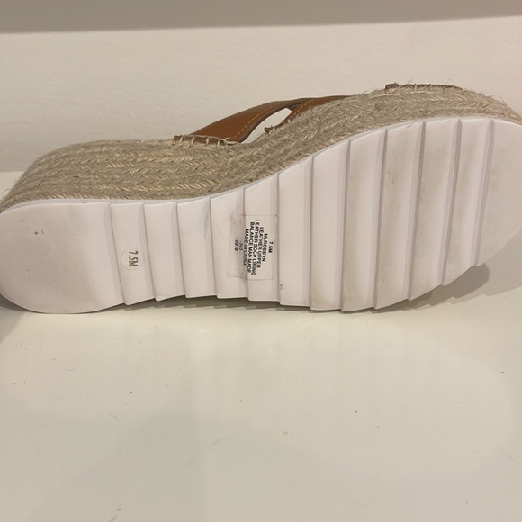 NEVER USED Marc Fisher Robbyn Brown Leather Espadrille Platform Sandals size 7.5 - Picture 5 of 11